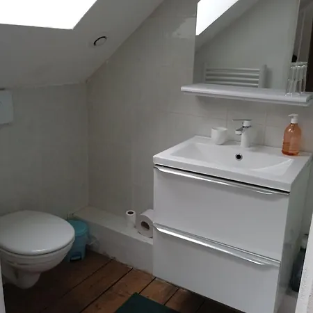Privatunterkunft Prive Avec Jardin