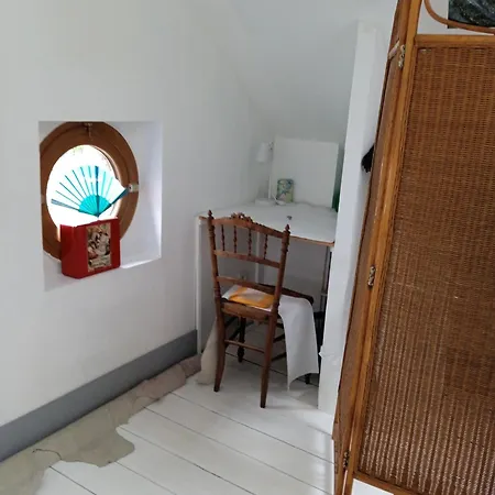 Privatunterkunft Prive Avec Jardin Creil